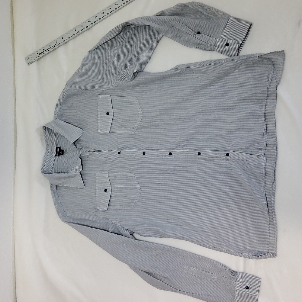 Patagonia Womans Hemp Blend Button Up Shirt